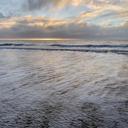 Grasstree Beach Sandpiper Motel מראה חיצוני תמונה