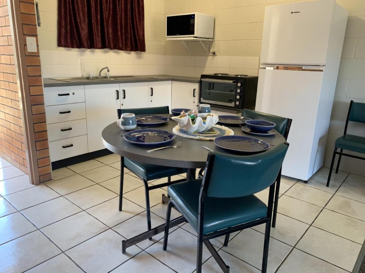 Grasstree Beach Sandpiper Motel מראה חיצוני תמונה
