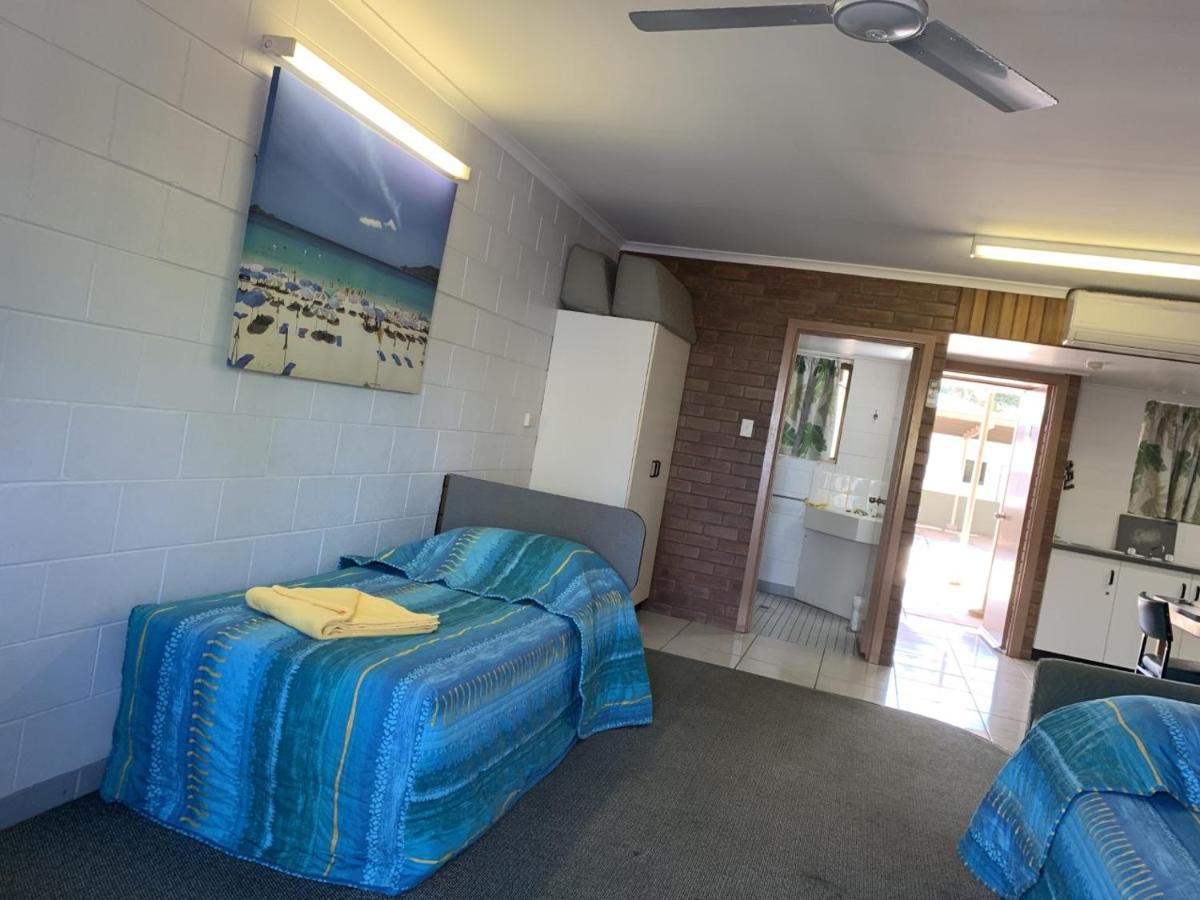 Grasstree Beach Sandpiper Motel מראה חיצוני תמונה